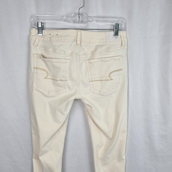 American Eagle Super Stretch Jegging Women's 6 Off White Distressed Raw Hem - Picture 8 of 16